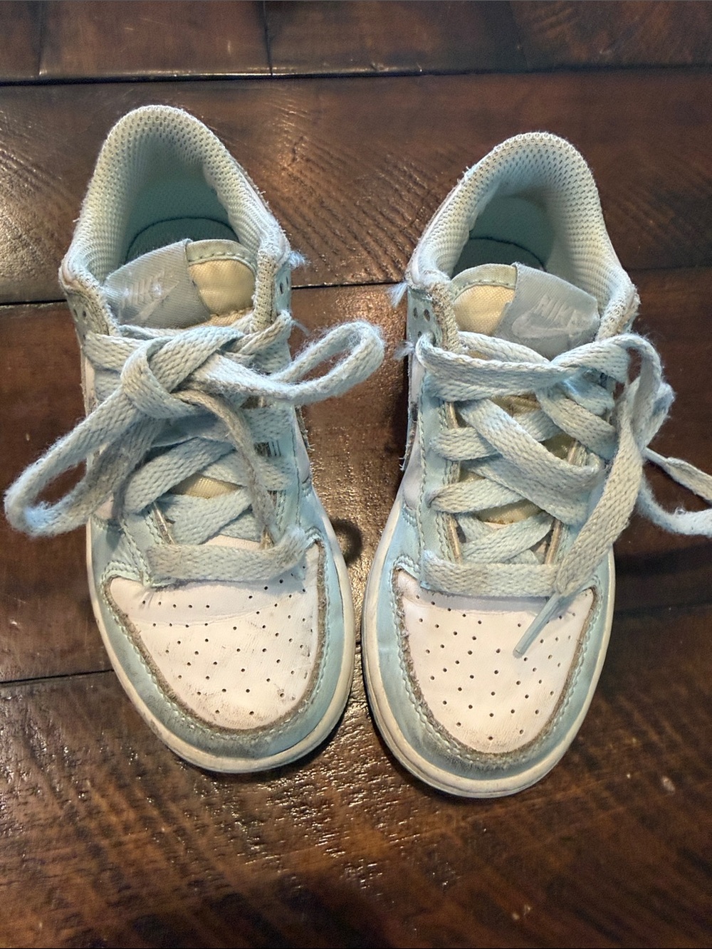 Nike Kids Light Blue and White Low-Top Sneakers